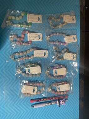 Assorted Beaded Floral Charm Bracelets - Pastel Mix